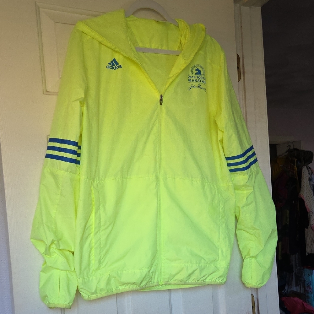 Adidas Boston  Marathon 2019 Unisex  Jacket with Blue Stripes